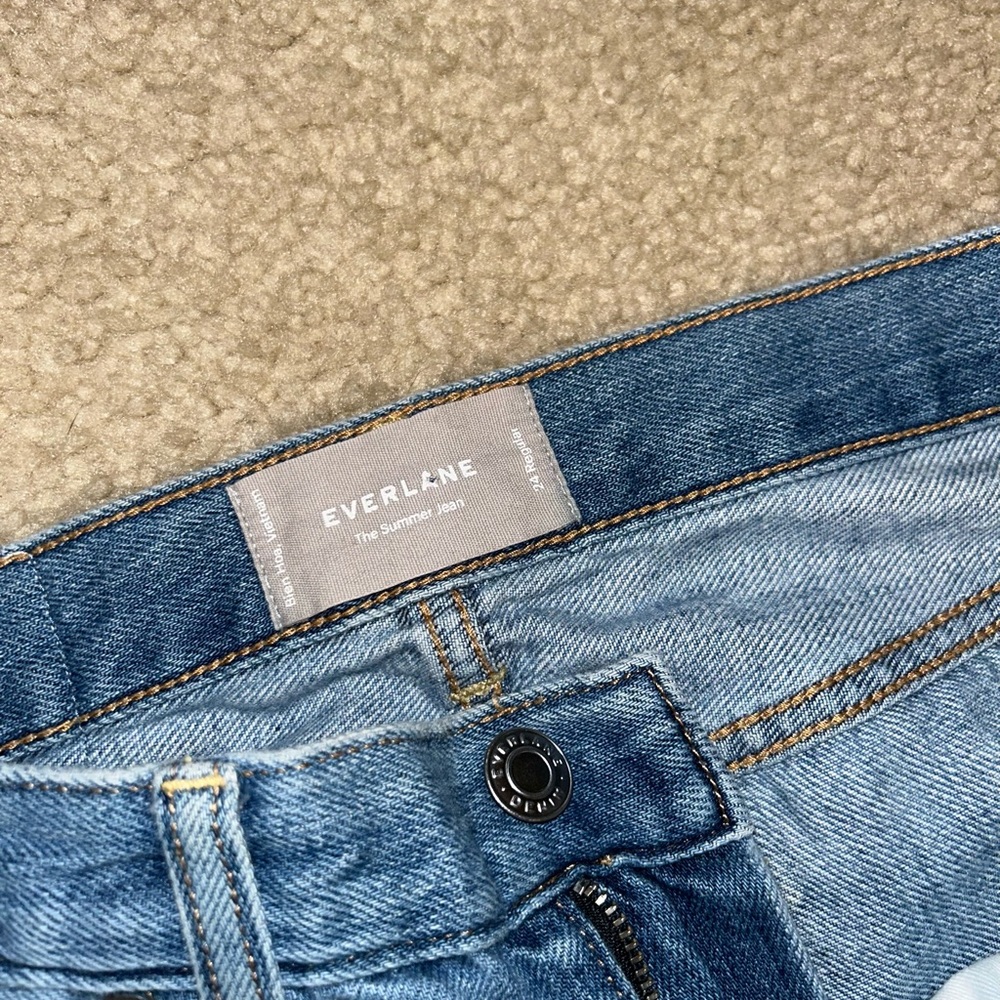 Everlane Summer Jeans in Light Blue - Picture 3 of 5